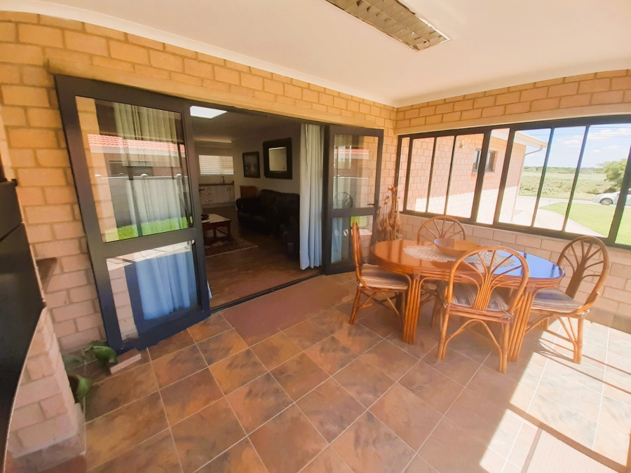 3 Bedroom Property for Sale in Paradise Beach Eastern Cape